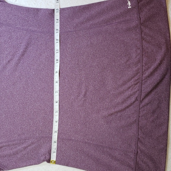 Hind Women's Size M (more like XS?) - Picture 5 of 10